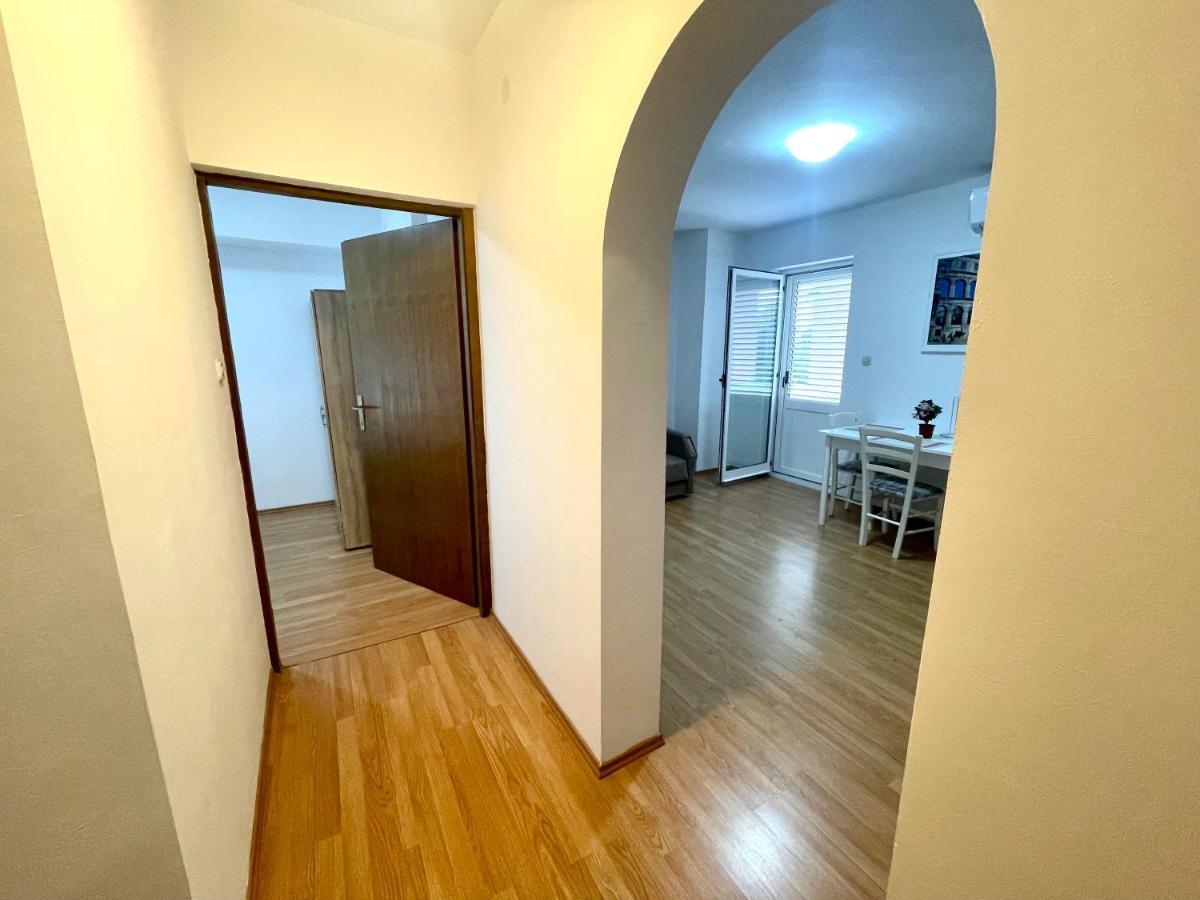 Villa Julie Ядраново Екстер'єр фото